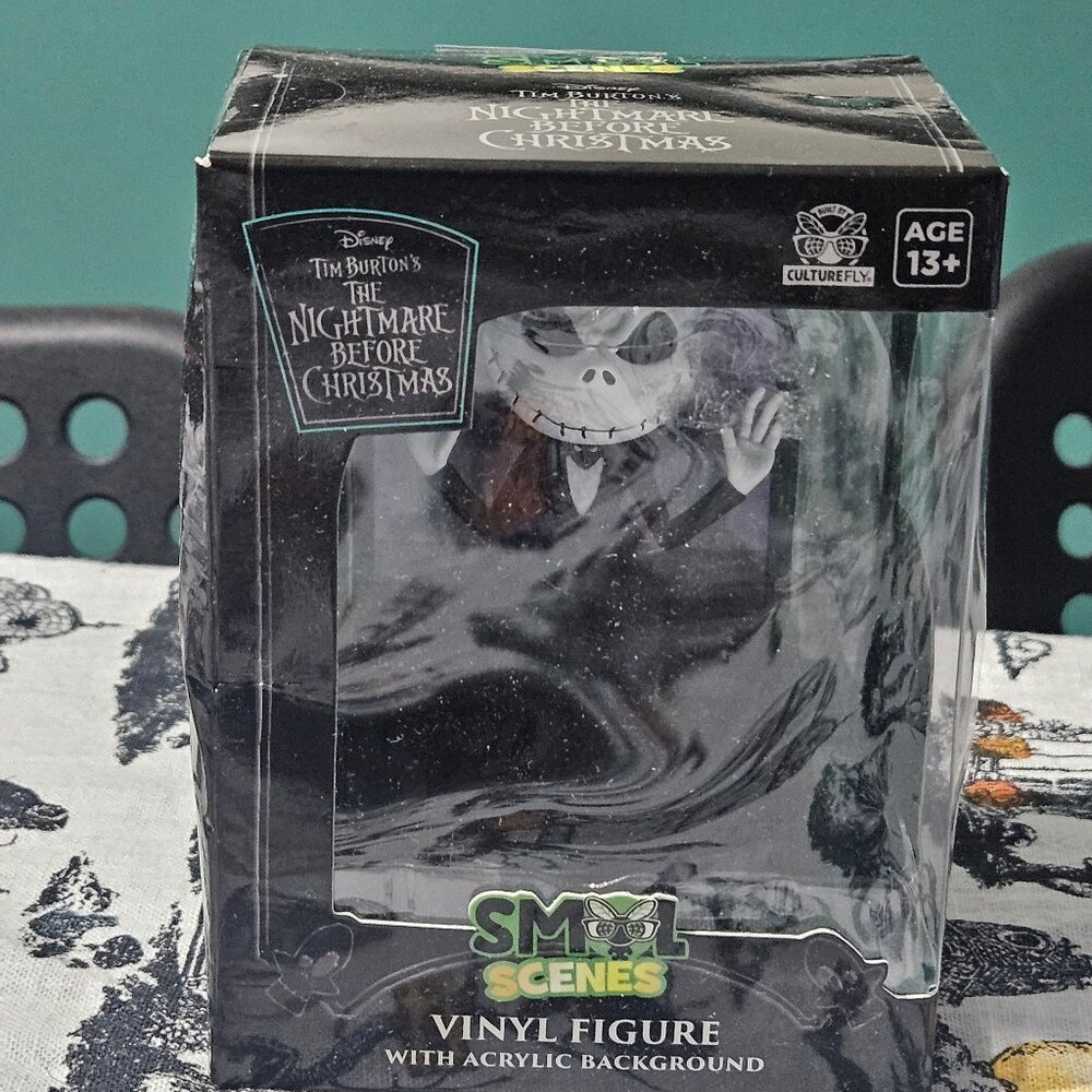 CultureFly Nightmare Before Christmas Smol Scenes Vinyl Figure w/ Background